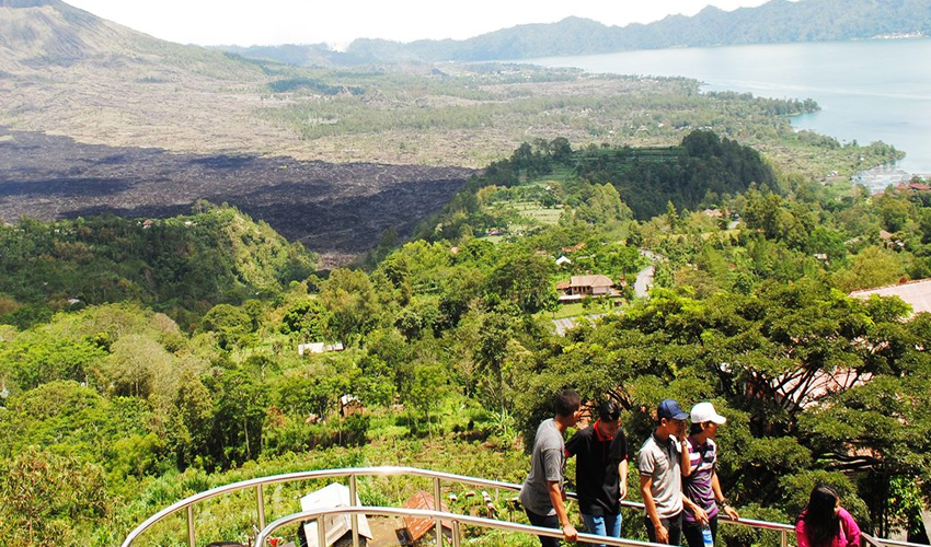 낀따마니화산 image