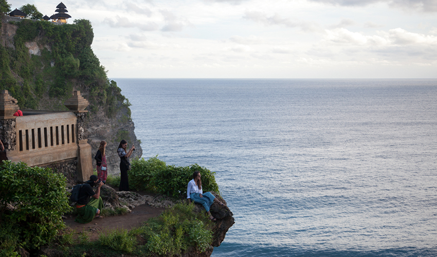 울루와뚜 절벽사원 image